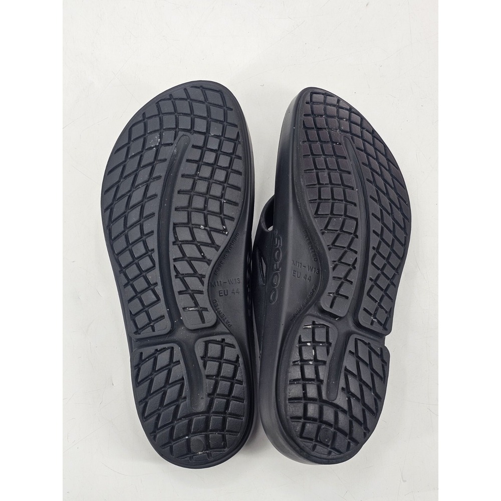 Oofos Original Unisex Recovery Thong Flip Flop Black Unisex M's 11 W's 13 EU 44 - Picture 5 of 11